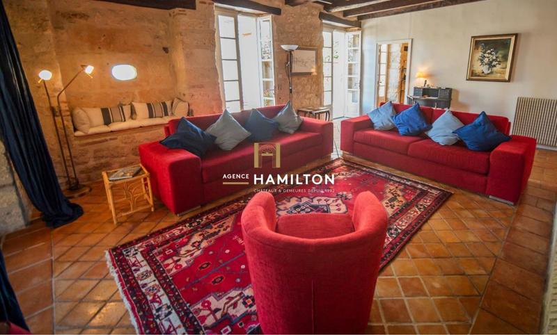 Maison de maîtres - 506 m² - 19 pièces