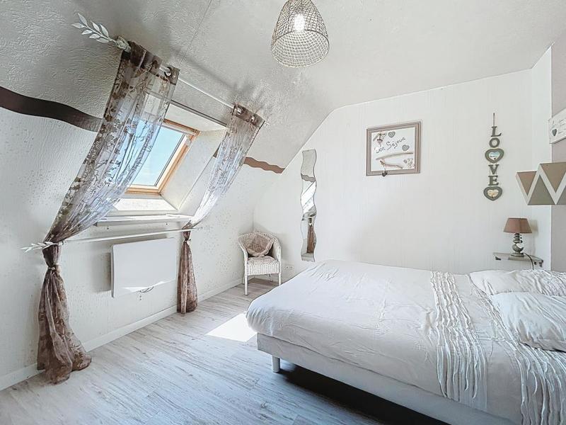 Maison - 137 m² - 6 pièces