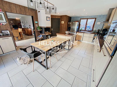 Maison - 189 m² - 7 pièces