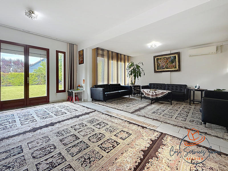 Villa - 190 m² - 5 pièces