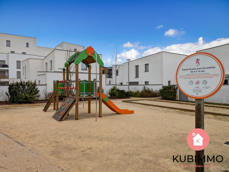 Maison - 84 m² - 4 pièces