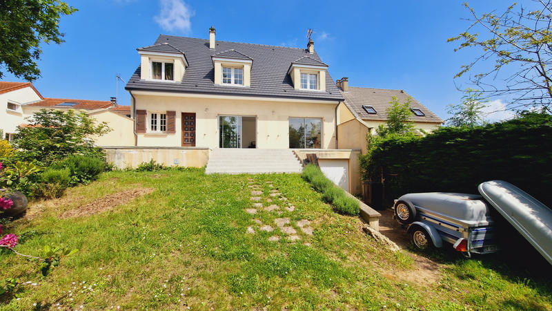 Maison - 175 m² - 7 pièces