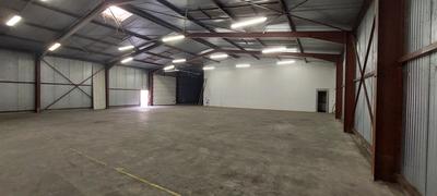 Local commercial - 385 m² - 1 pièce