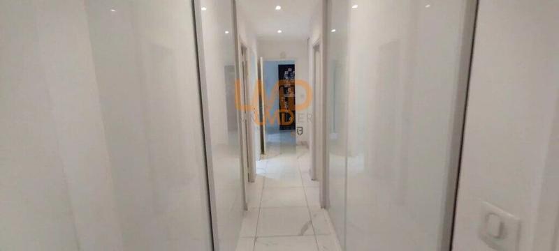 Appartement - 92 m² - 5 pièces