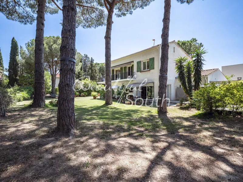 Villa - 193 m² - 5 pièces