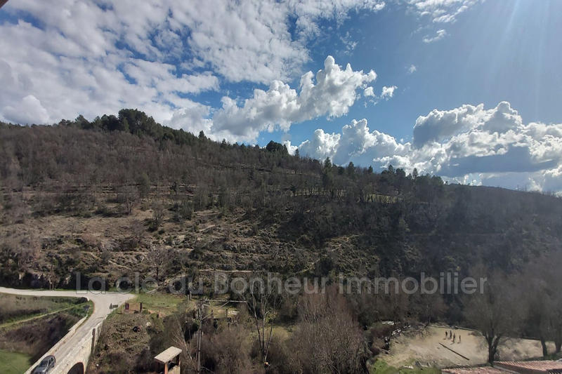 Appartement - 93 m² - 5 pièces