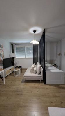 Studio - 25 m² - 1 pièce