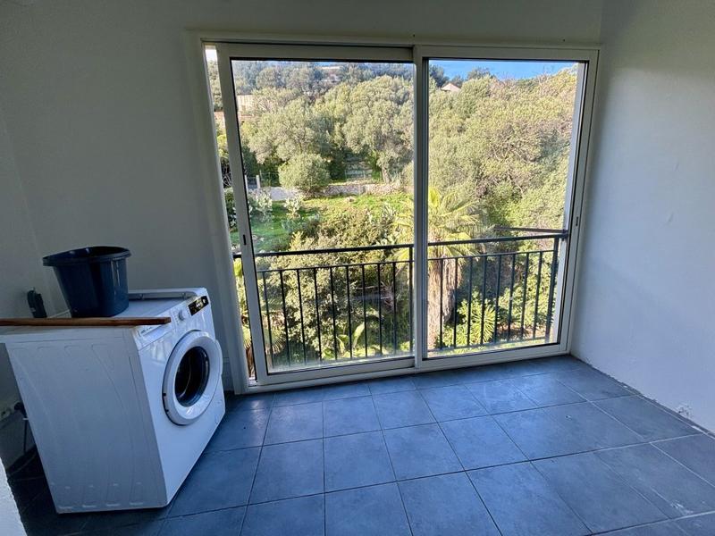 Appartement - 80 m² - 3 pièces