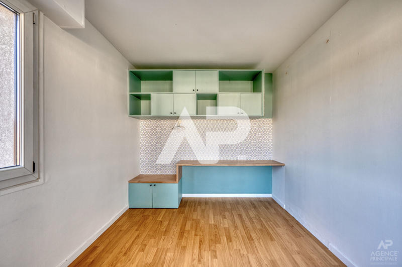 Appartement - 76 m² - 4 pièces