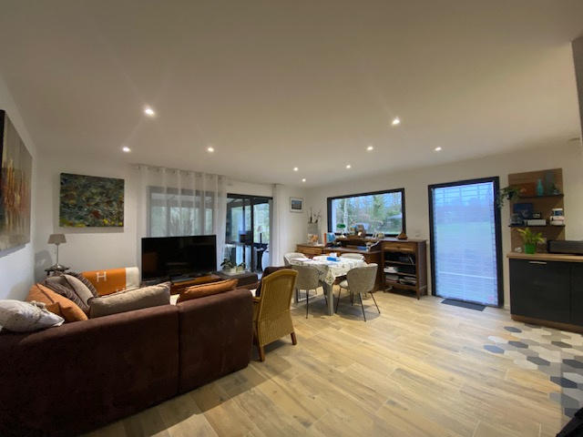 Maison - 101 m² - 4 pièces