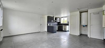 Maison - 70 m² - 4 pièces