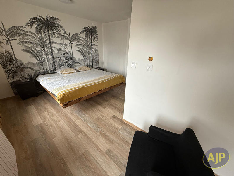 Maison - 158 m² - 7 pièces