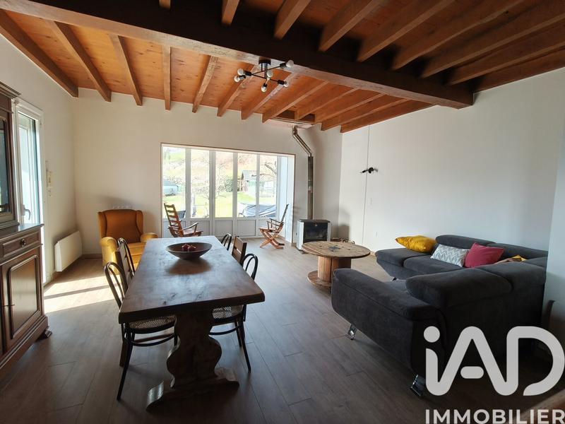 Maison de village - 301 m² - 11 pièces