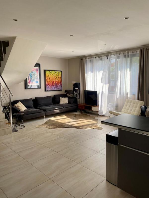 Duplex - 77 m² - 4 pièces