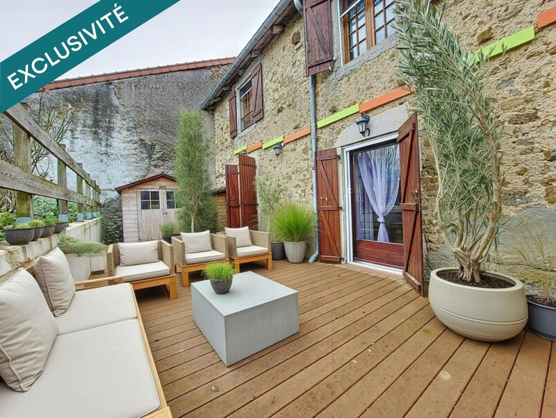 Maison - 197 m² - 6 pièces