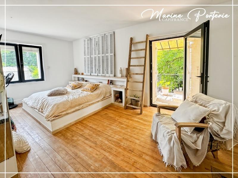 Maison en pierre - 215 m² - 6 pièces