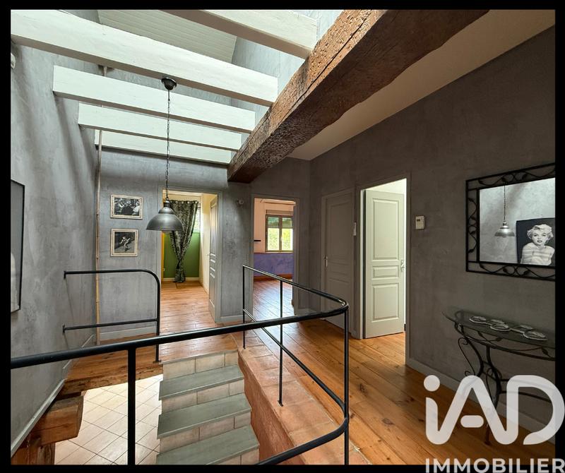 Maison - 196 m² - 5 pièces