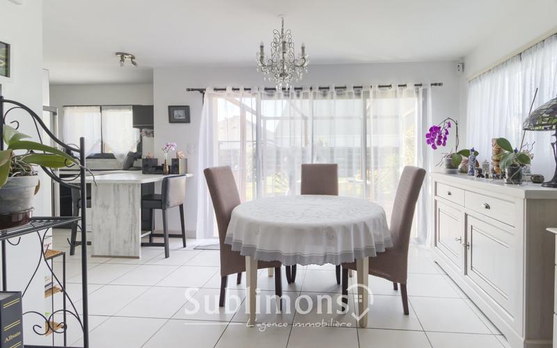 Maison - 102 m² - 5 pièces