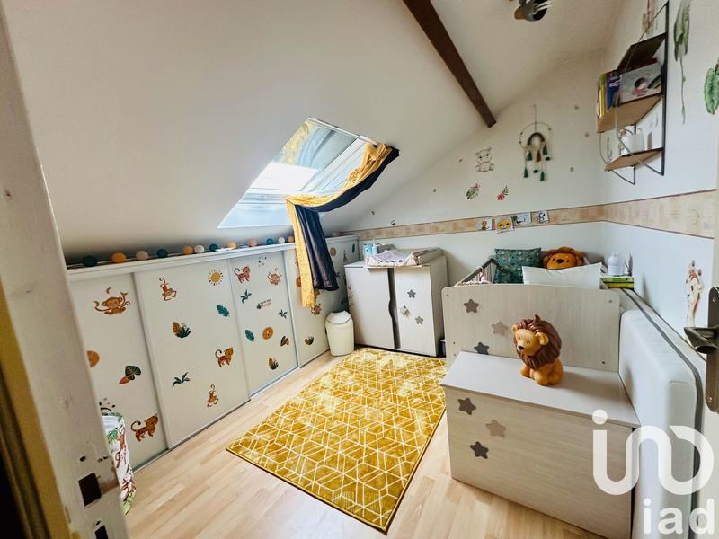 Maison - 121 m² - 7 pièces