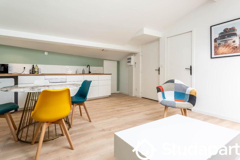 Chambre - 12 m² - 1 pièce