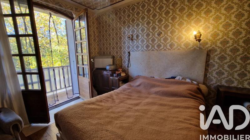 Maison - 185 m² - 9 pièces