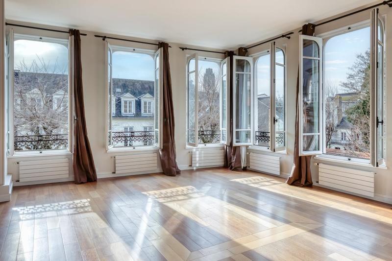 Appartement ancien - 116 m² - 5 pièces