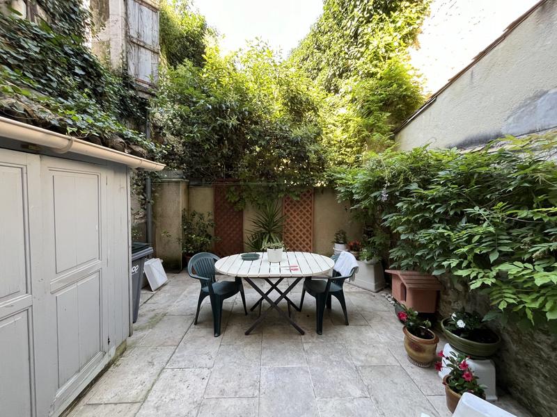 Maison traditionnelle - 95 m² - 4 pièces