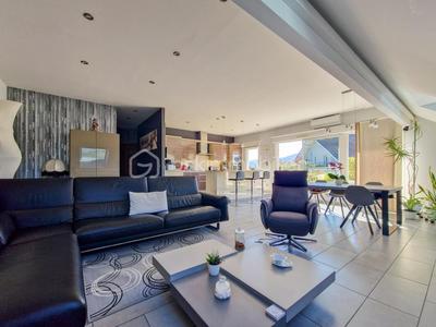 Appartement - 142 m² - 4 pièces