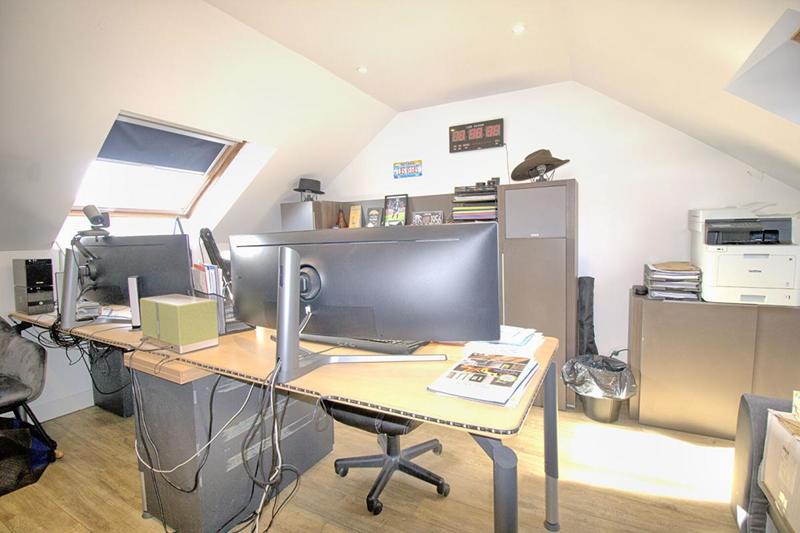 Maison - 112 m² - 6 pièces