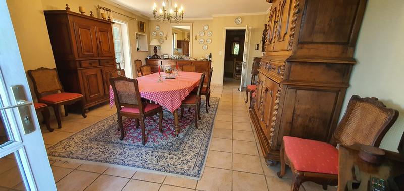Maison - 194 m² - 7 pièces