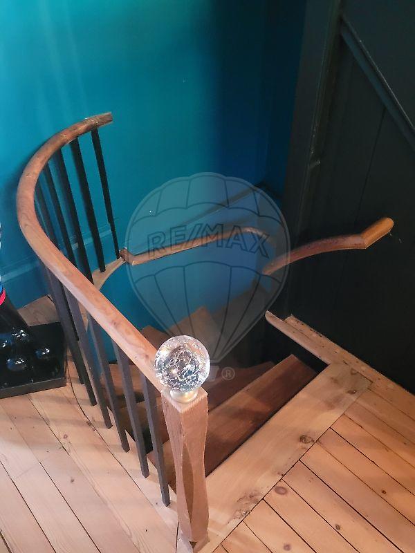 Maison - 310 m² - 12 pièces