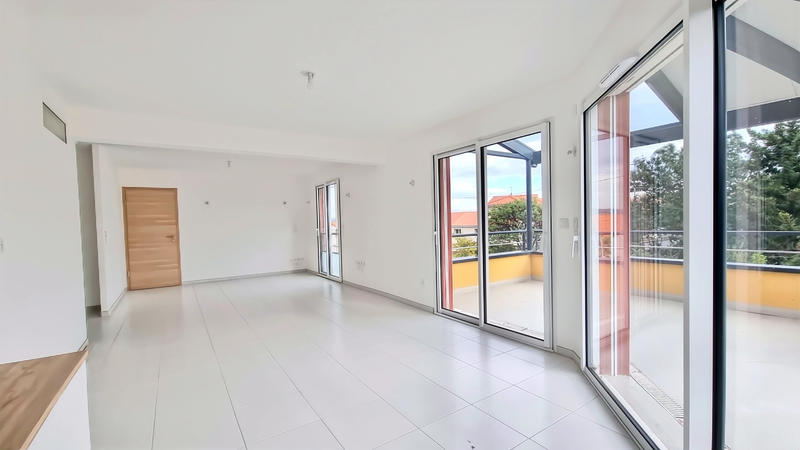 Appartement - 108 m² - 6 pièces