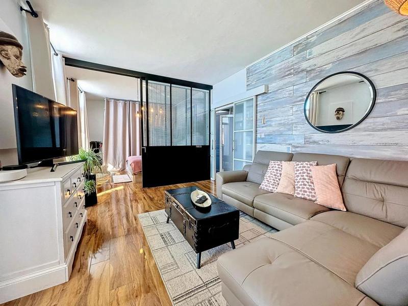 Villa - 230 m² - 10 pièces