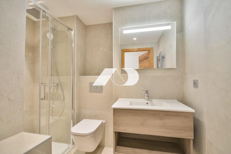 Appartement - 145 m² - 5 pièces