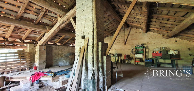 Maison - 202 m² - 3 pièces