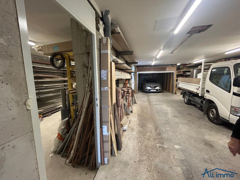 Maison - 268 m² - 5 pièces