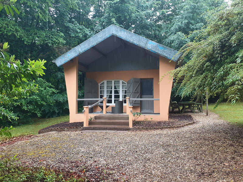 Terrain de loisirs - 3 400 m²