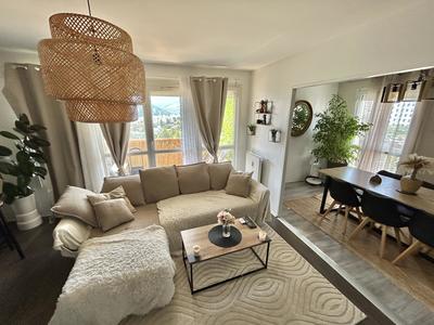 Appartement - 75 m² - 4 pièces