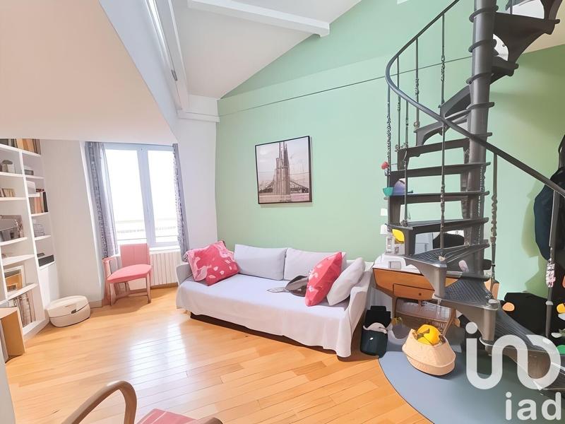 Appartement - 94 m² - 3 pièces