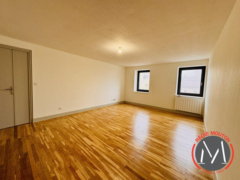 Appartement - 75 m² - 2 pièces