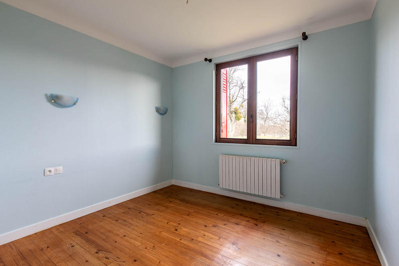 Maison - 64 m² - 4 pièces