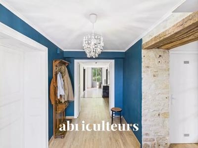 Maison - 258 m² - 12 pièces