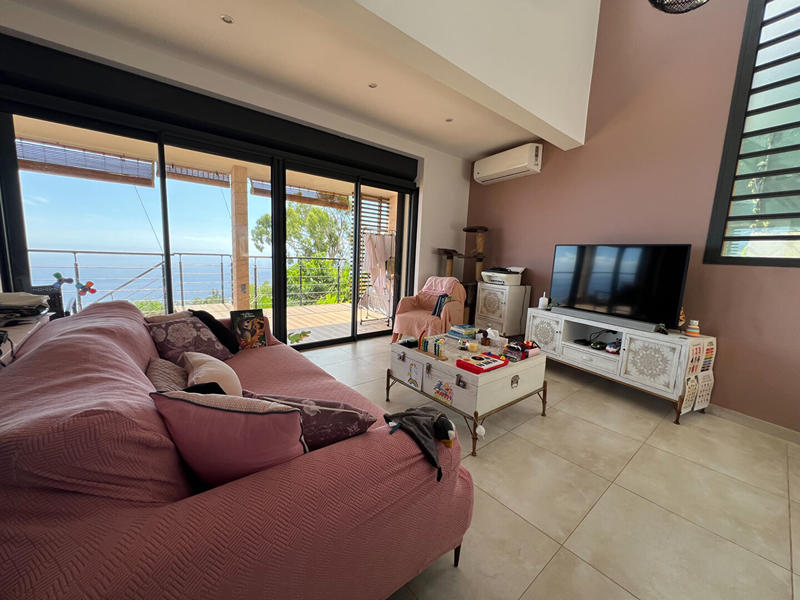 Maison - 86 m² - 4 pièces