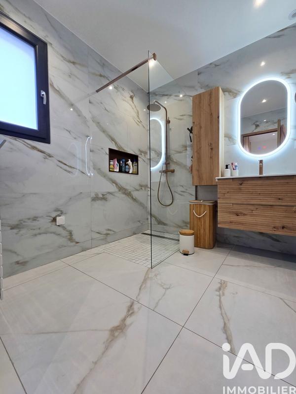 Maison - 145 m² - 6 pièces