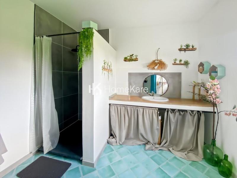 Maison - 200 m² - 5 pièces