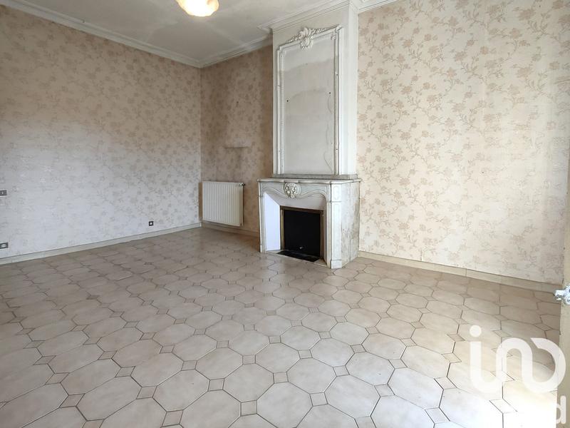 Maison - 256 m² - 6 pièces