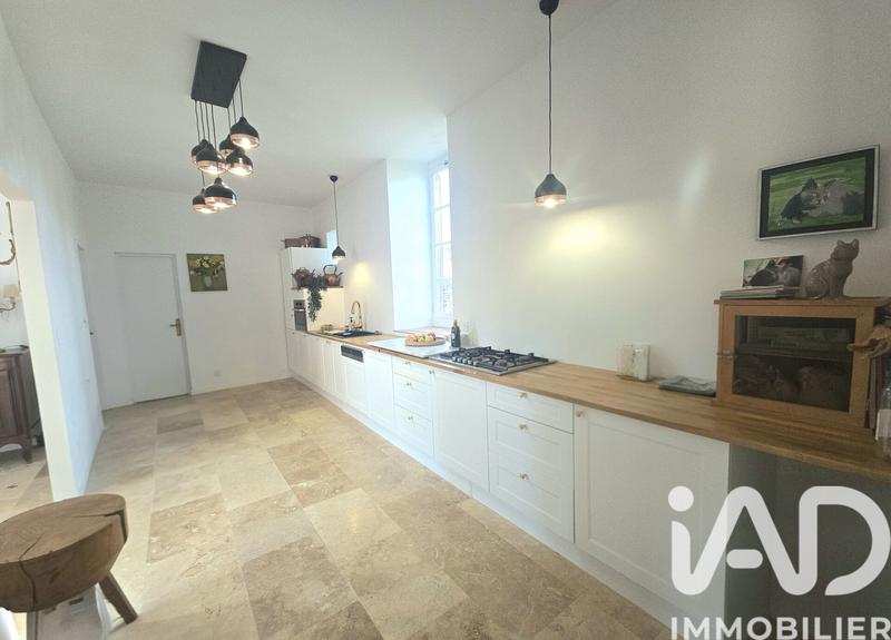 Maison - 253 m² - 8 pièces