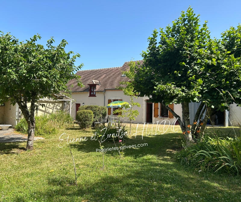 Longère - 370 m² - 15 pièces