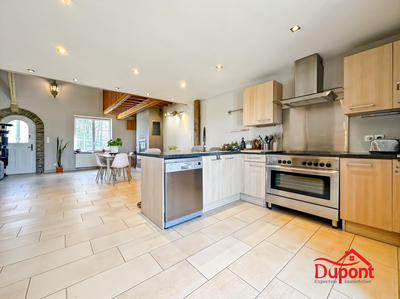 Maison - 150 m² - 5 pièces