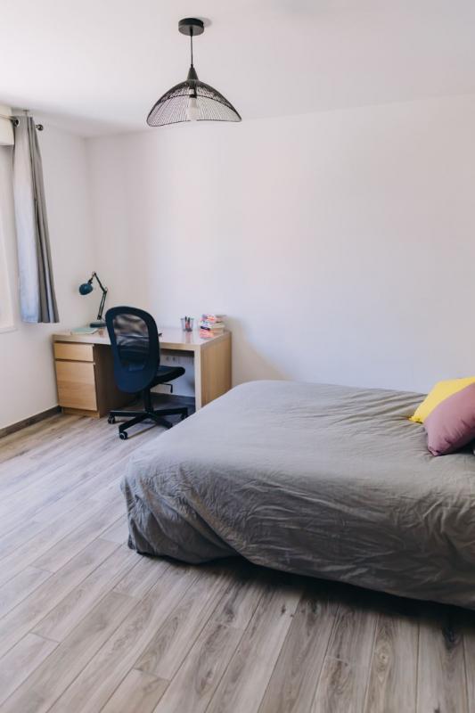 Chambre - 13 m² - 1 pièce